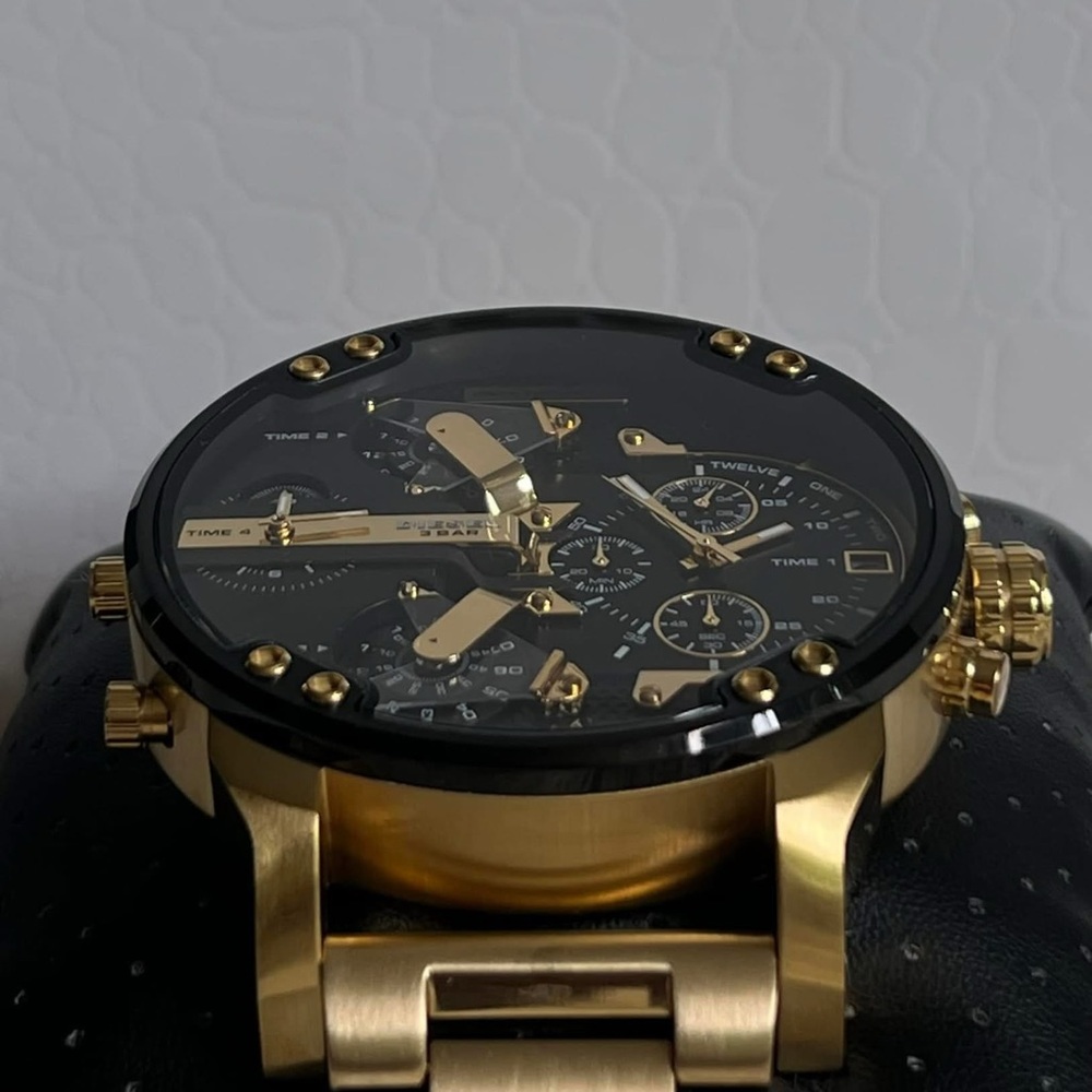 DZ7333 - Diesel Men’s Mr. Daddy 2.0 Gold-Tone Chronograph Watch - Picture 5 of 13